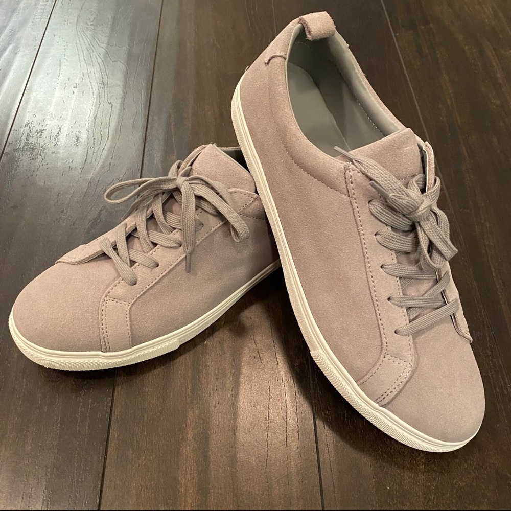 SOLD!! Banana Republic Leather Suede Sneakers